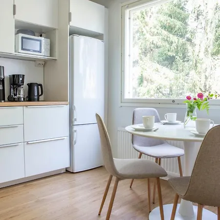 Spacious 2-room With Free Parking And Wi-fi Daire *