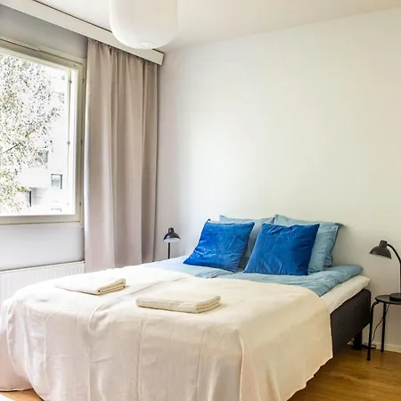 Spacious 2-room With Free Parking And Wi-fi Daire *