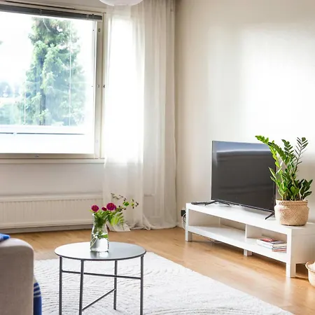Spacious 2-room With Free Parking And Wi-fi