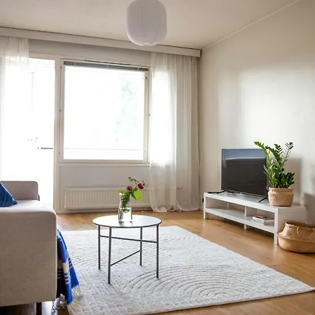 Spacious 2-room With Free Parking And Wi-fi *