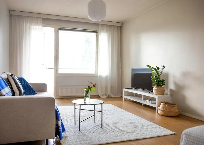 Spacious 2-room With Free Parking And Wi-fi *